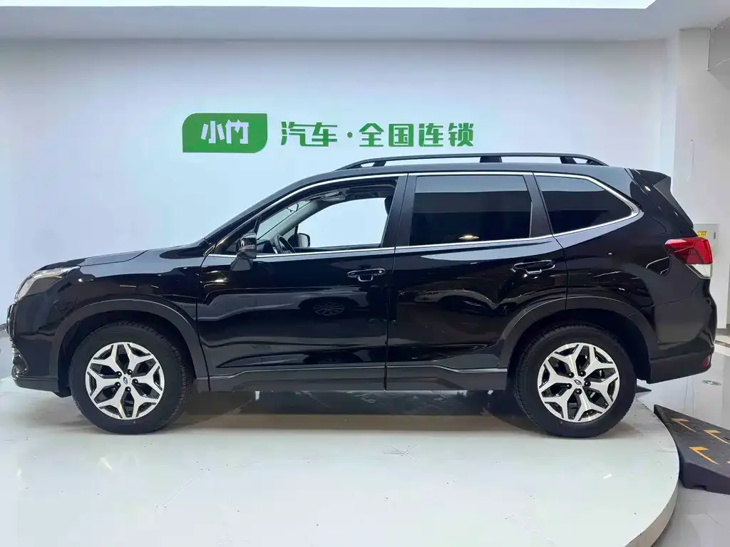 Subaru Forester — фото 3