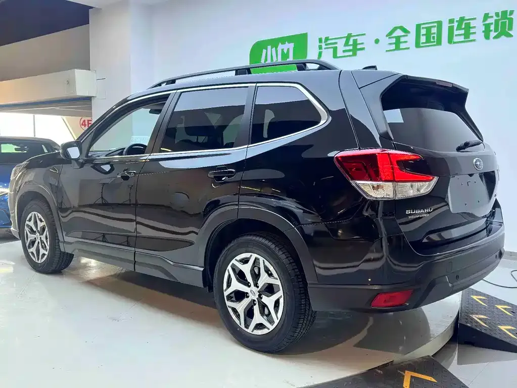 Subaru Forester — фото 10