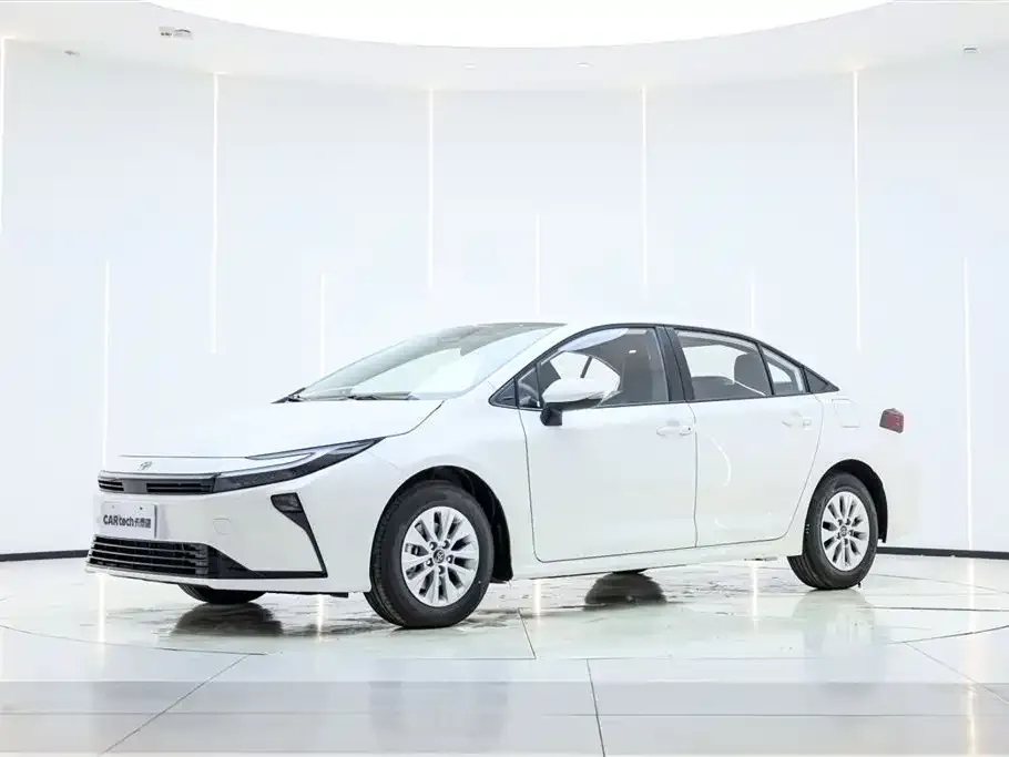 Toyota Corolla — фото 3
