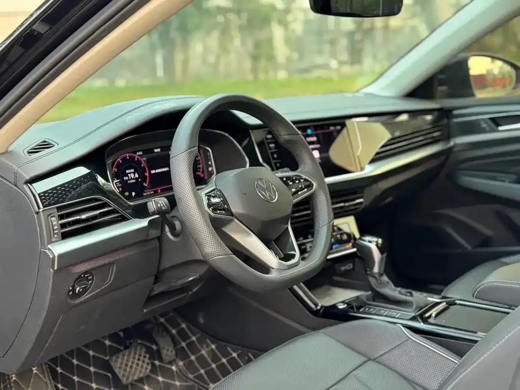 Volkswagen Passat — фото 10