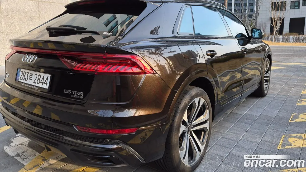 Audi Q8 — фото 2