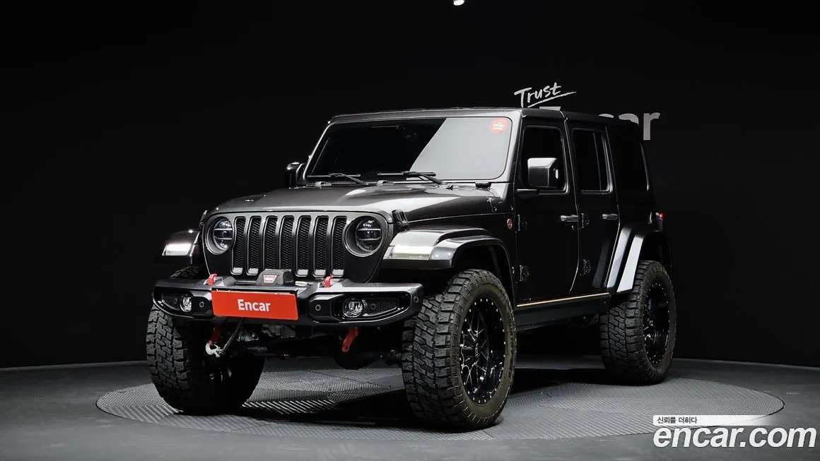 Jeep Wrangler — фото 1
