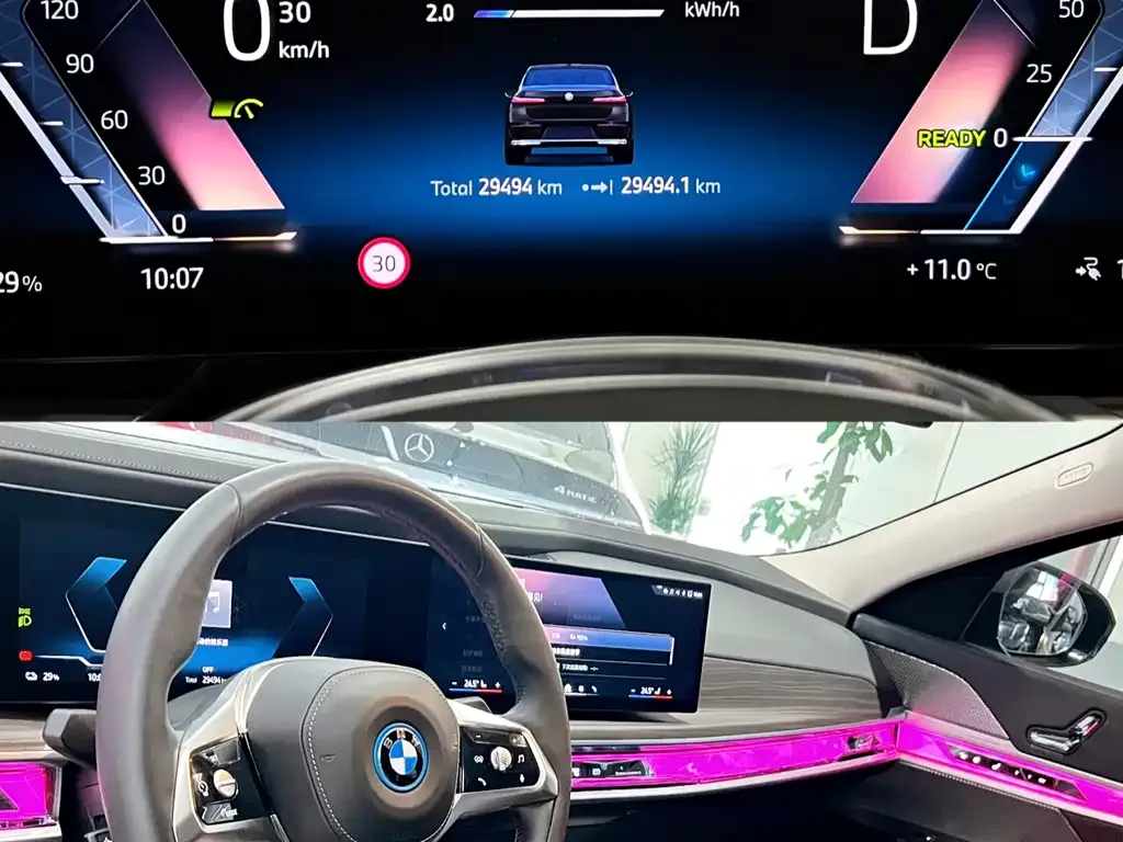 BMW i7 — фото 10