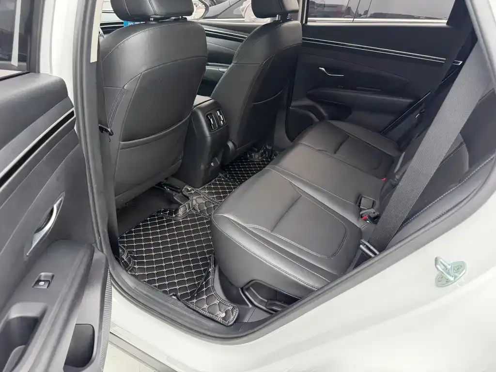 Hyundai Tucson — фото 7