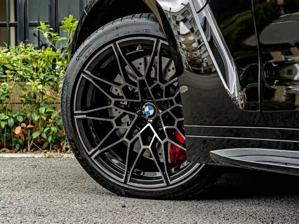 BMW M4 — фото 7