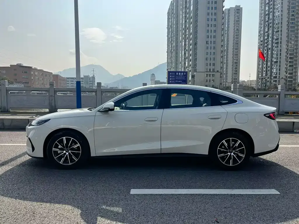 BYD Seal 06 — фото 9