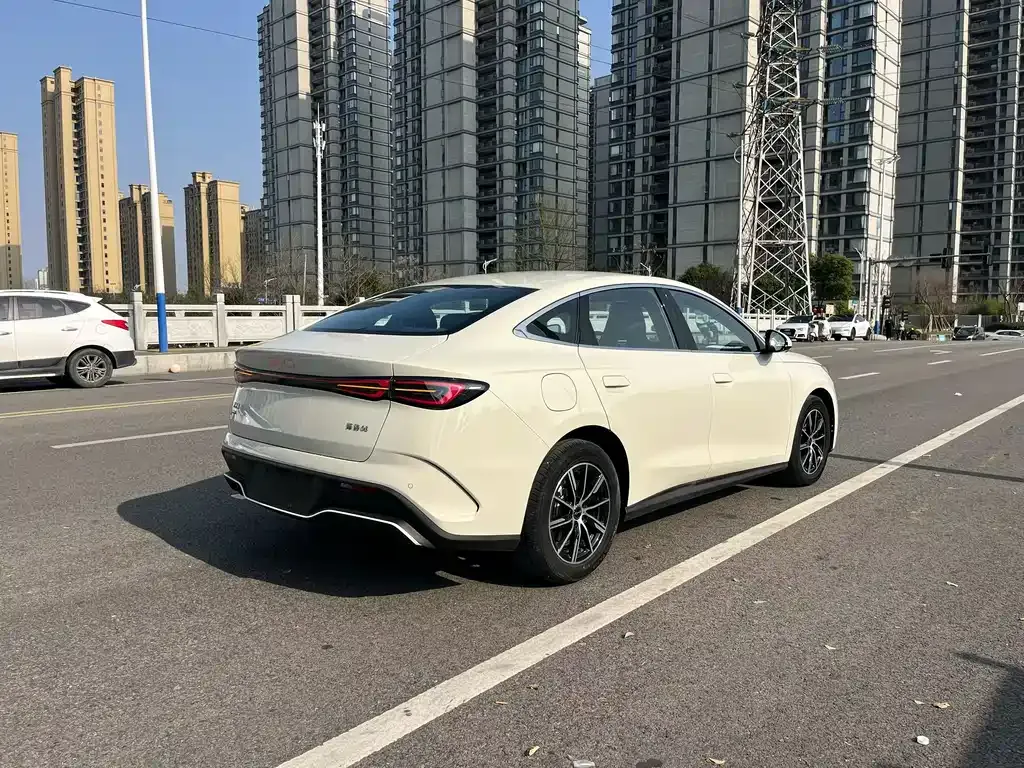 BYD Seal 06 — фото 8