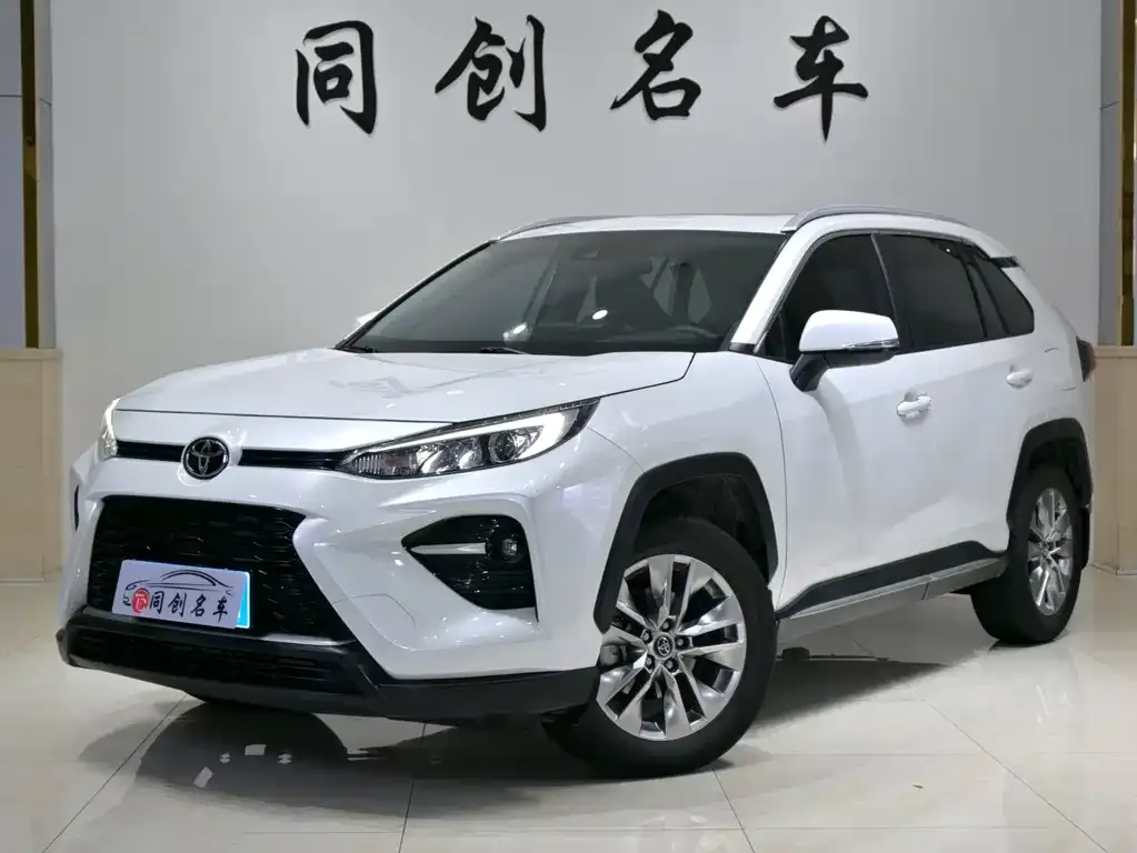 Toyota Wildlander — фото 1
