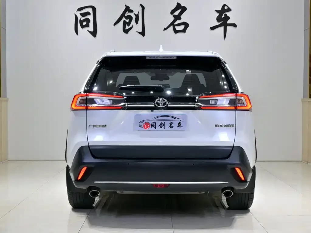 Toyota Wildlander — фото 2