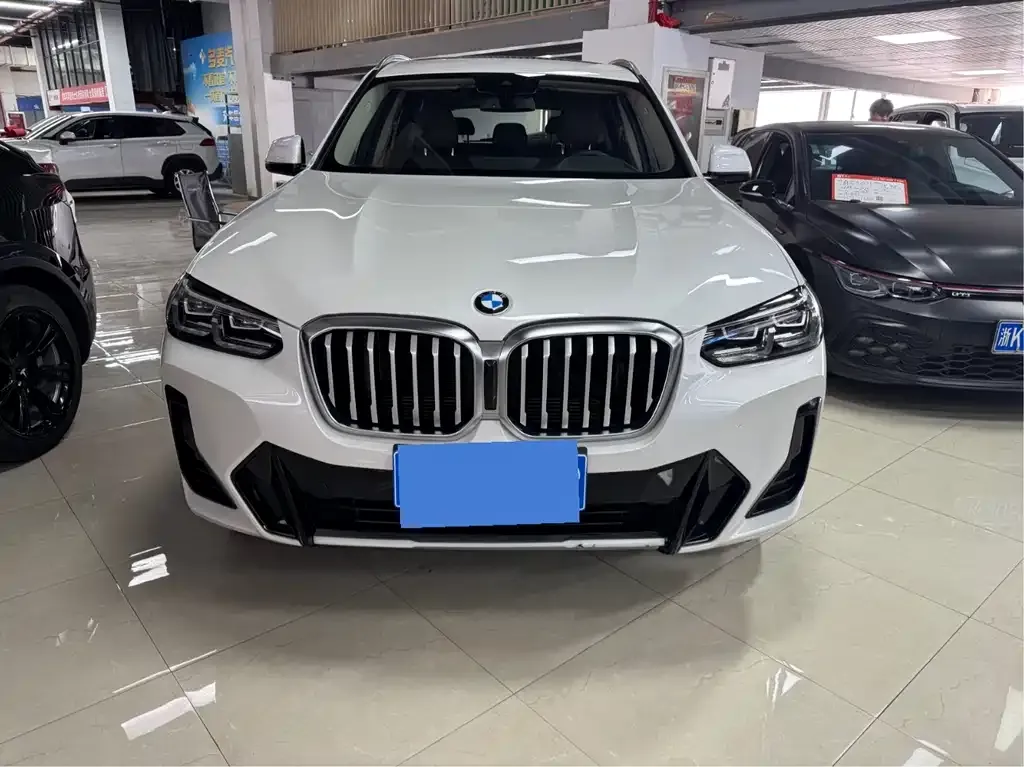 BMW X3 — фото 10