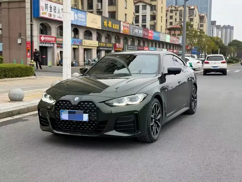 BMW 4 Series — фото 1