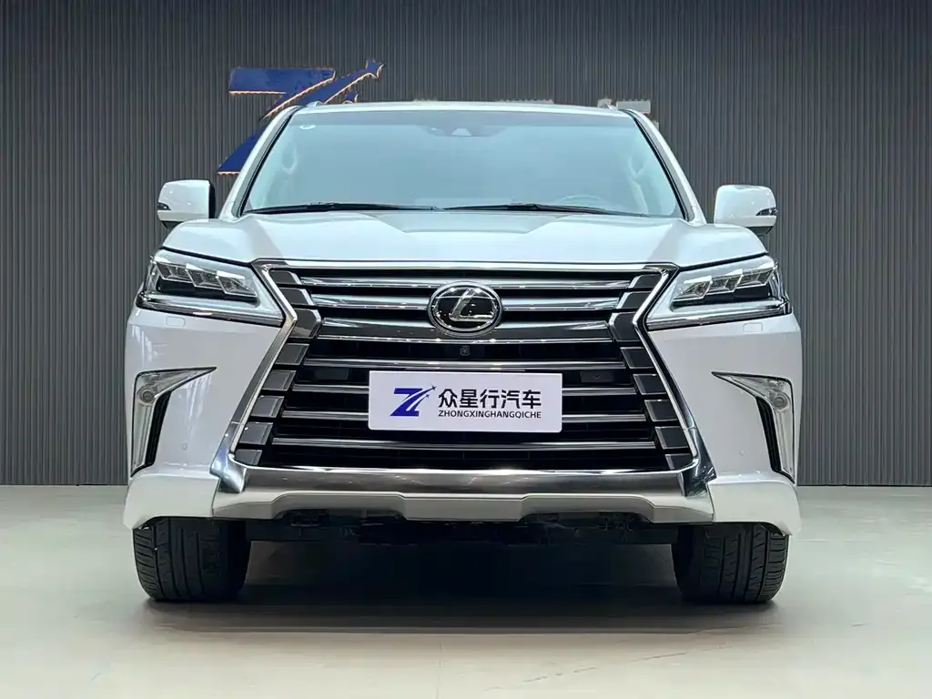 Lexus LX — фото 3