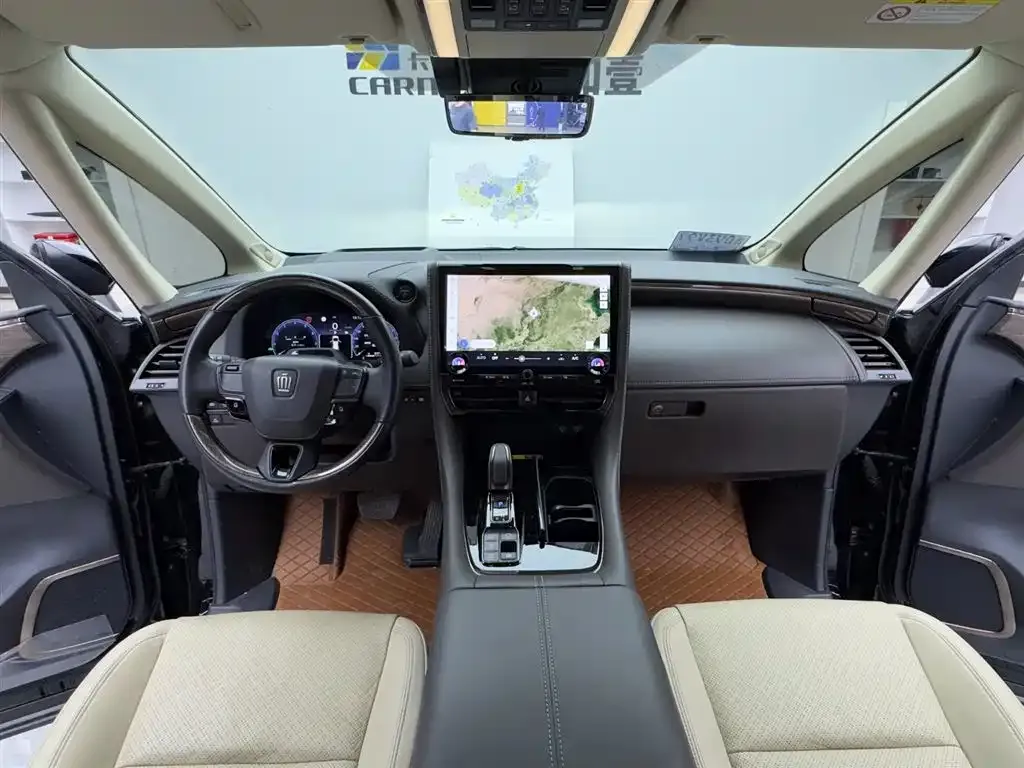 Toyota Vellfire — фото 10