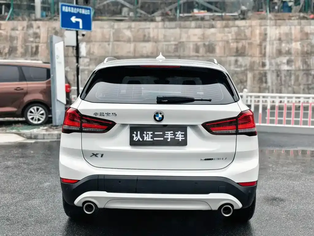 BMW X1 — фото 3