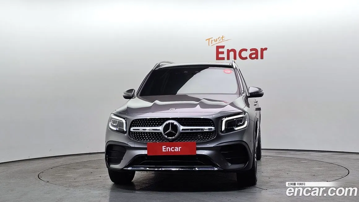 Mercedes-Benz GLB-Class — фото 5