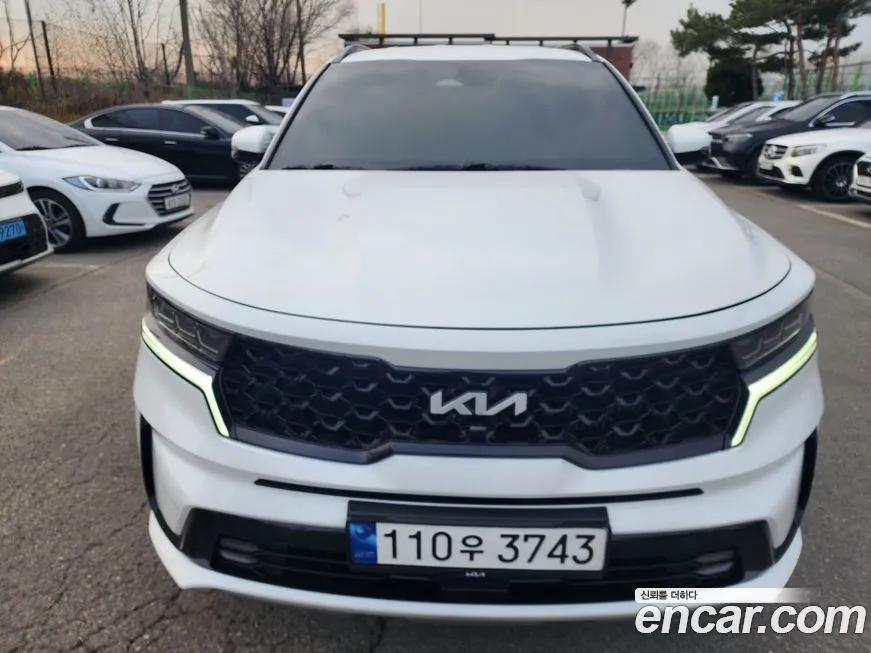 Kia Sorento — фото 7