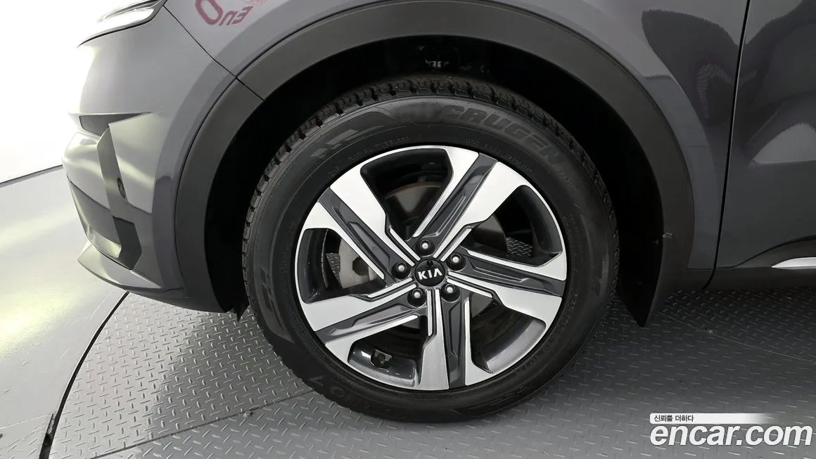 Kia Sorento — фото 8