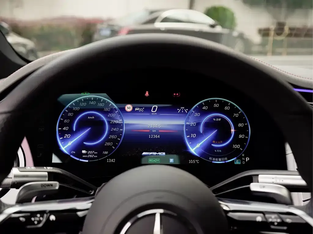Mercedes-Benz EQS AMG — фото 4