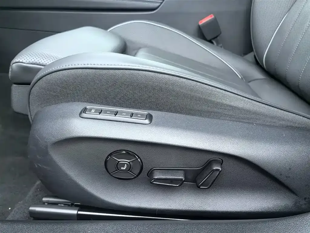 Volkswagen Passat — фото 10