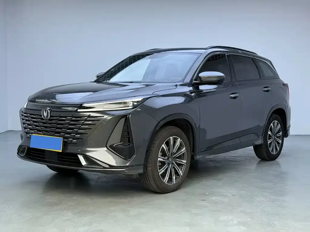 Changan CS75PLUS — фото 1