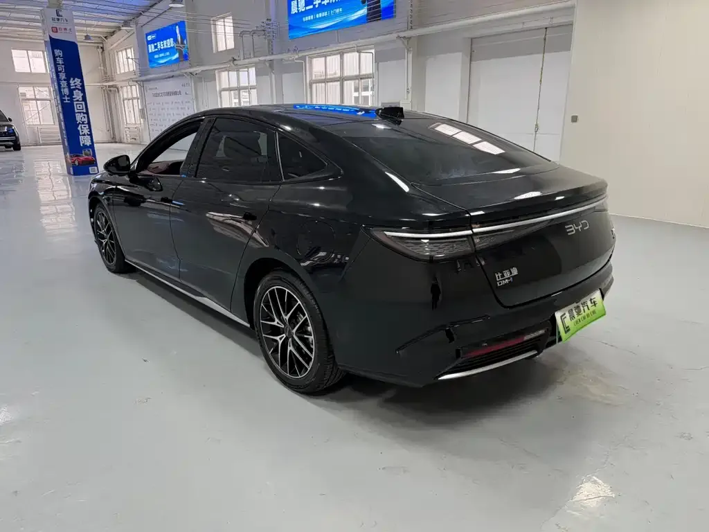 BYD Seal 07 DM-i — фото 7