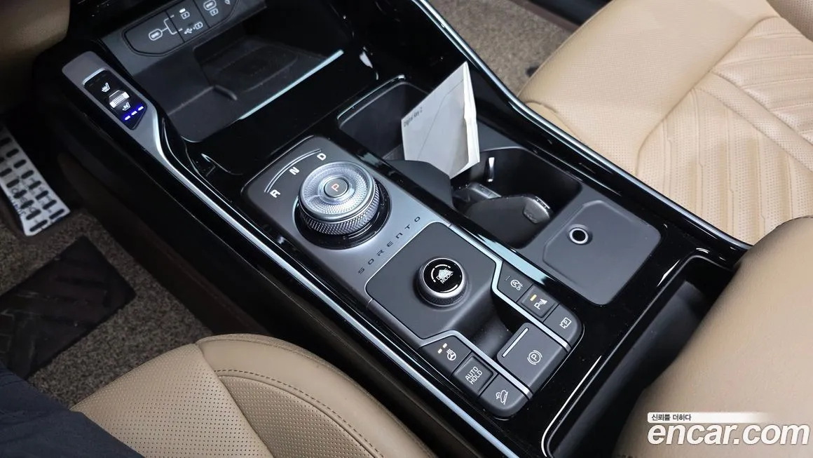 Kia Sorento — фото 6