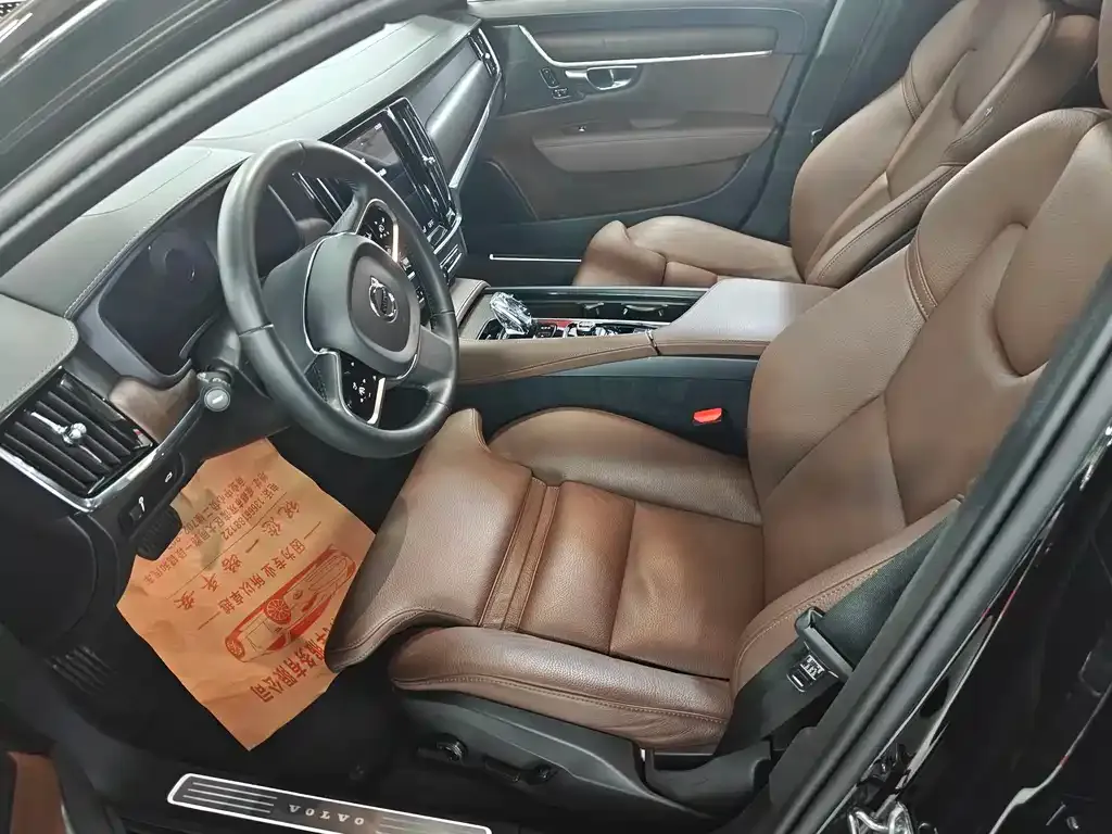 Volvo S90 — фото 10