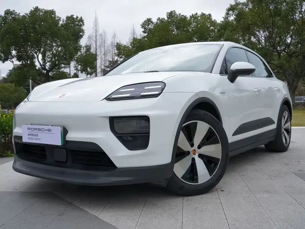 Porsche Macan EV — фото 1