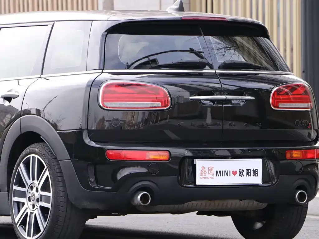 MINI Clubman — фото 6