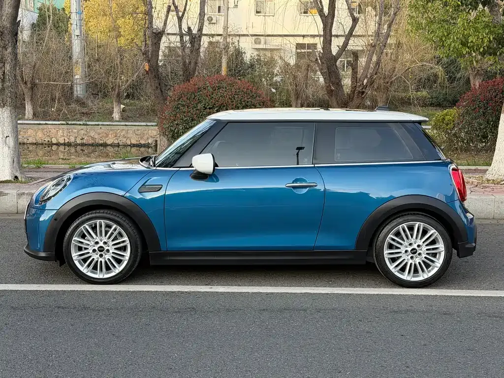 MINI Cooper (3-door) — фото 2