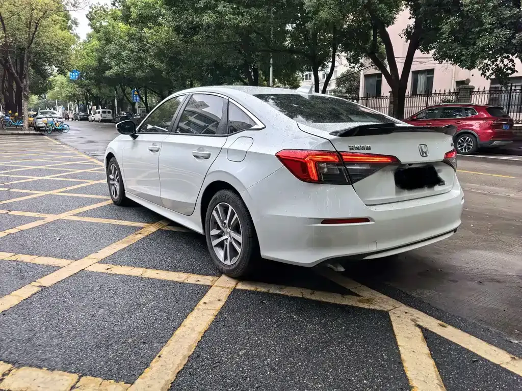 Honda Civic — фото 9
