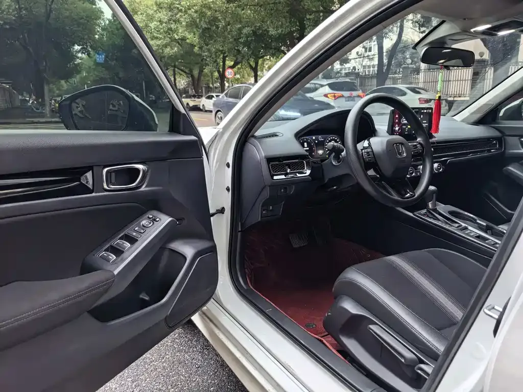 Honda Civic — фото 8