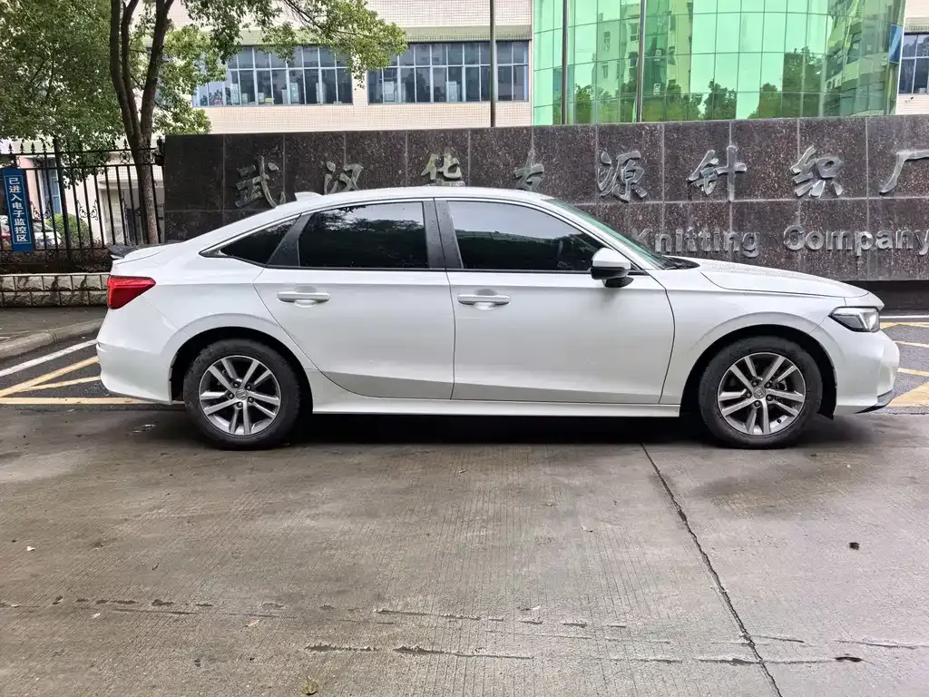 Honda Civic — фото 5
