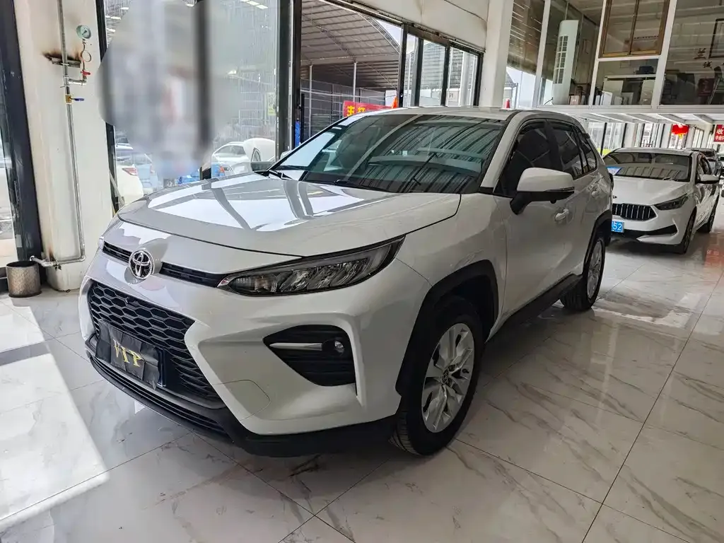 Toyota Wildlander — фото 1