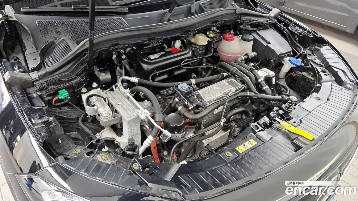 Mercedes-Benz EQA — фото 10