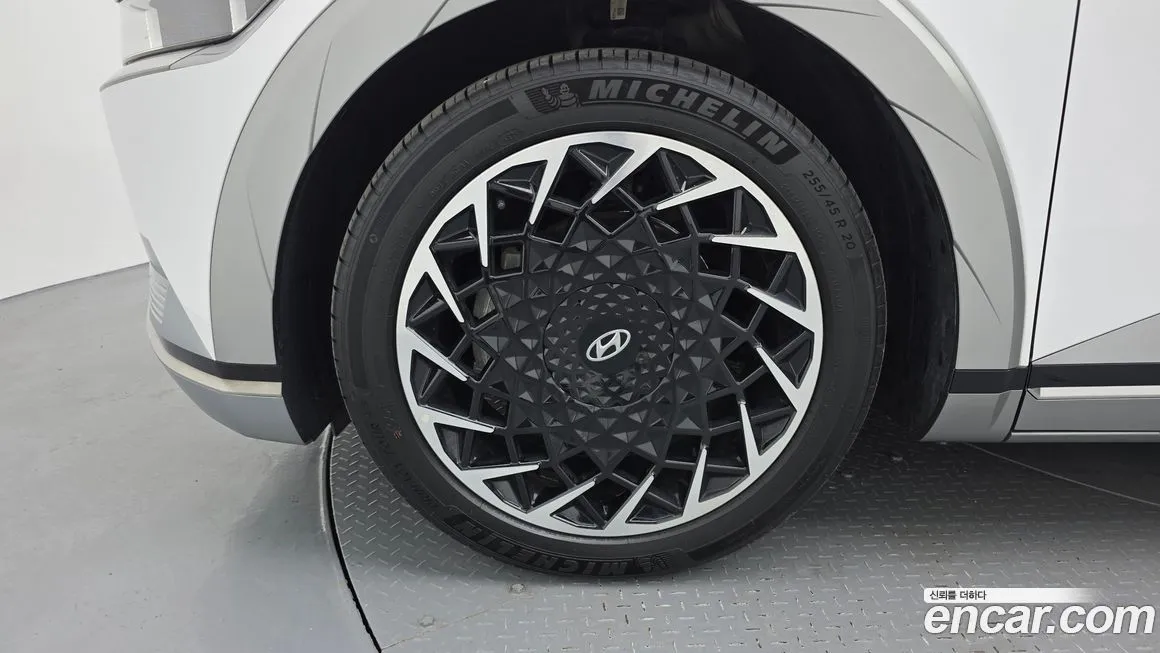 Hyundai Ioniq5 — фото 9