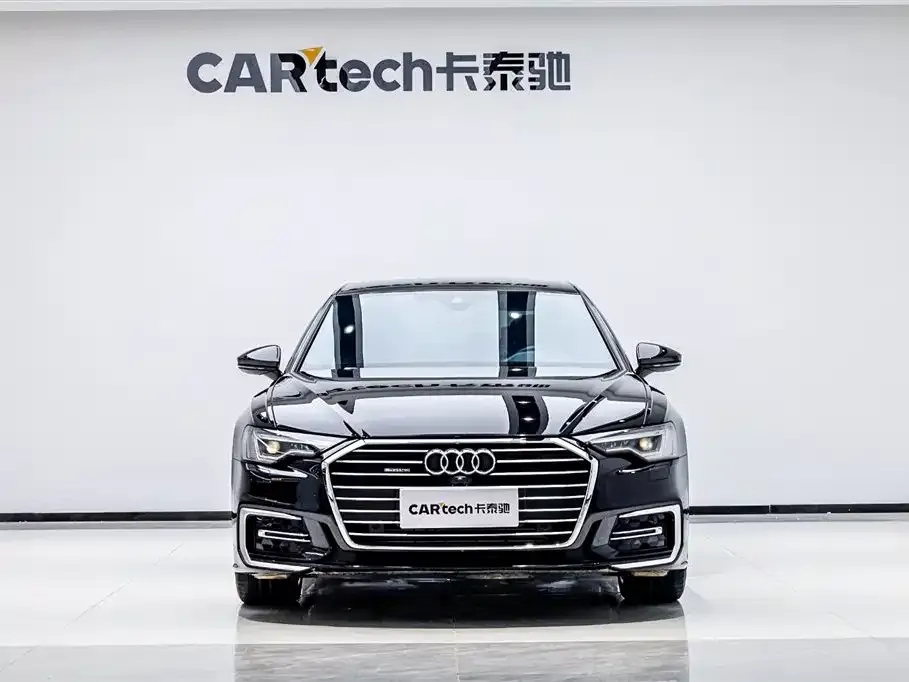 Audi A6L — фото 1