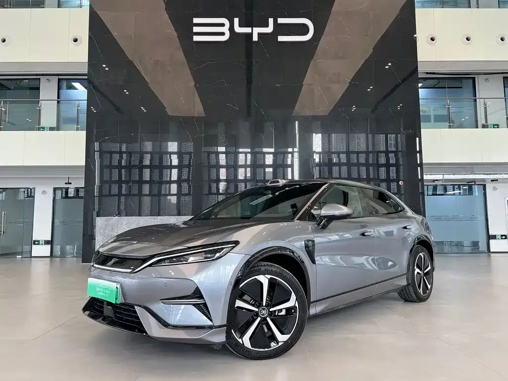 BYD L EV — фото 1