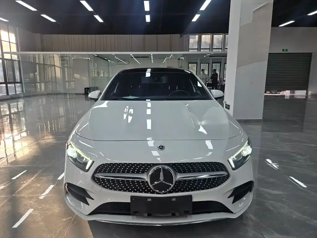 Mercedes-Benz A-Class — фото 1