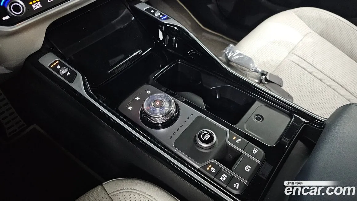 Kia Sorento — фото 9