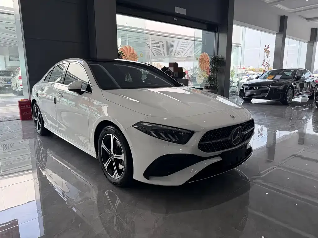 Mercedes-Benz A-Class — фото 2