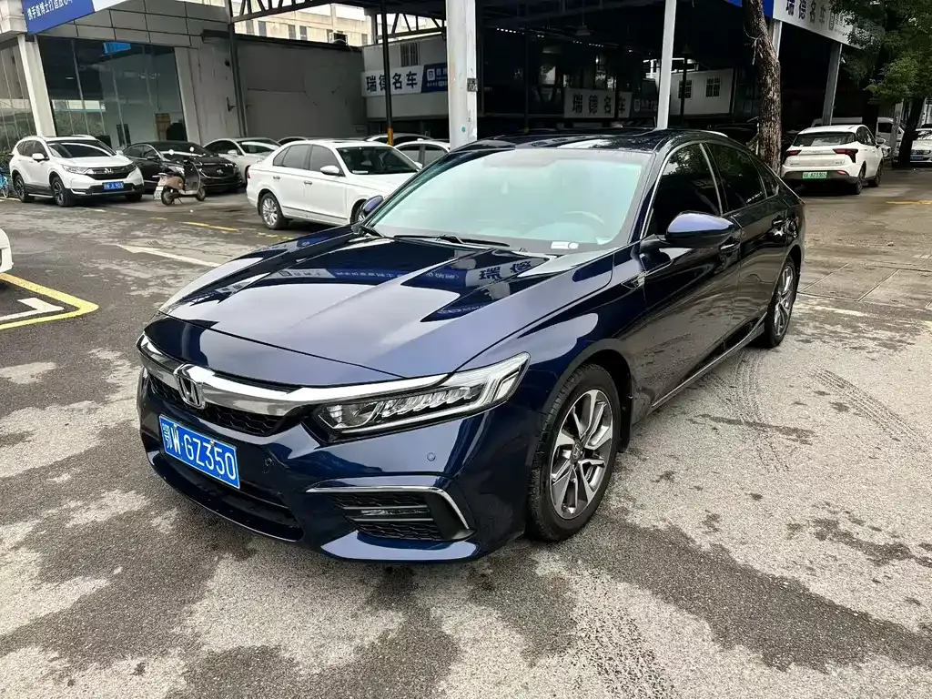 Honda Inspire — фото 1