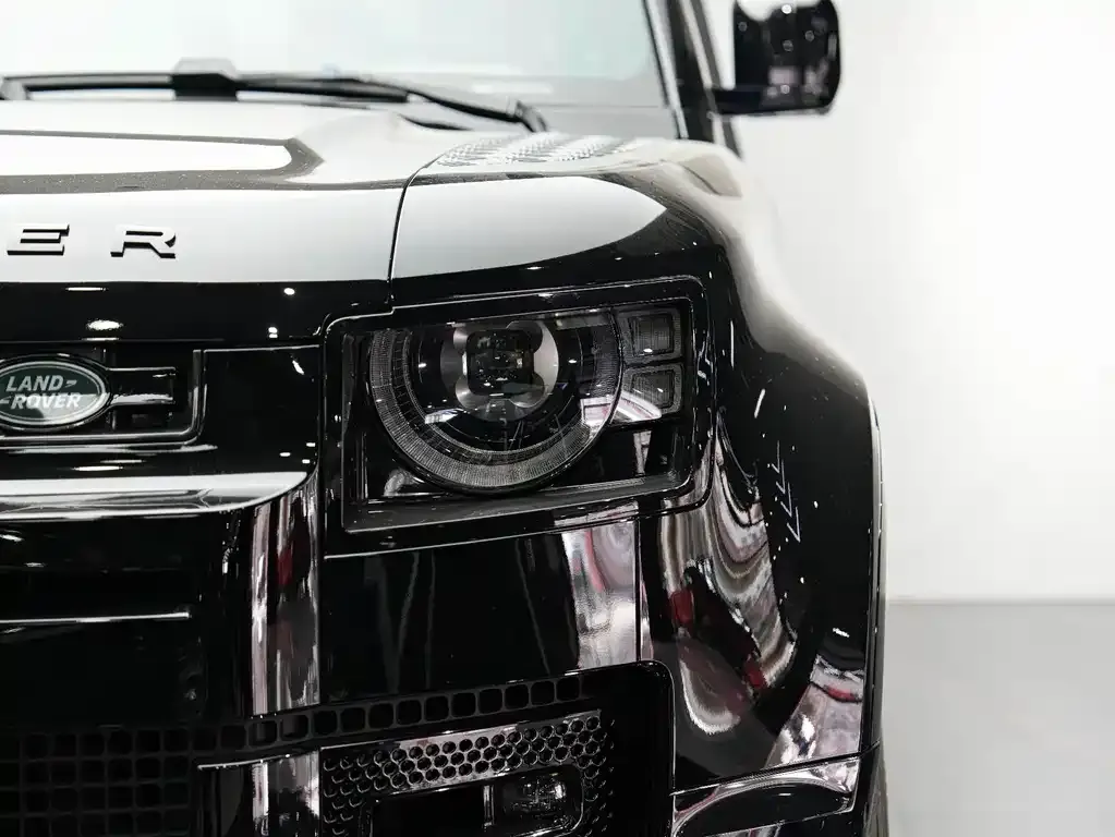 Land Rover Defender — фото 4