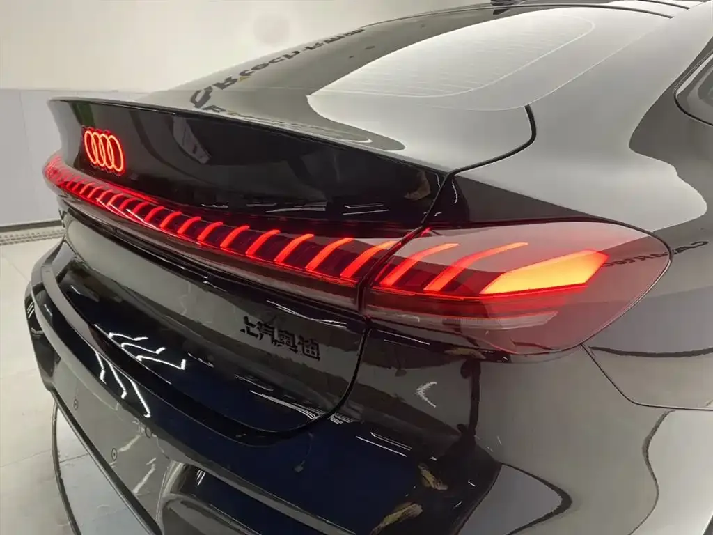 Audi A5L Sportback — фото 7