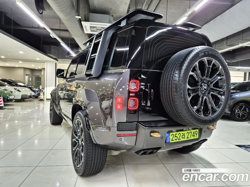 Land Rover Defender — фото 4