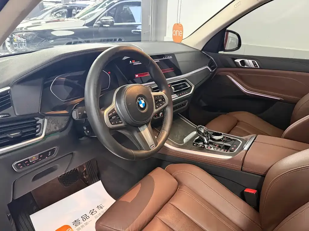 BMW X5 (Import) — фото 2
