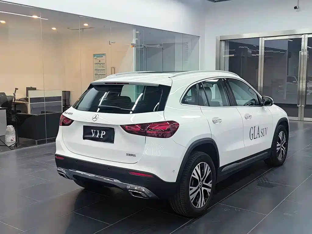 Mercedes-Benz GLA — фото 2