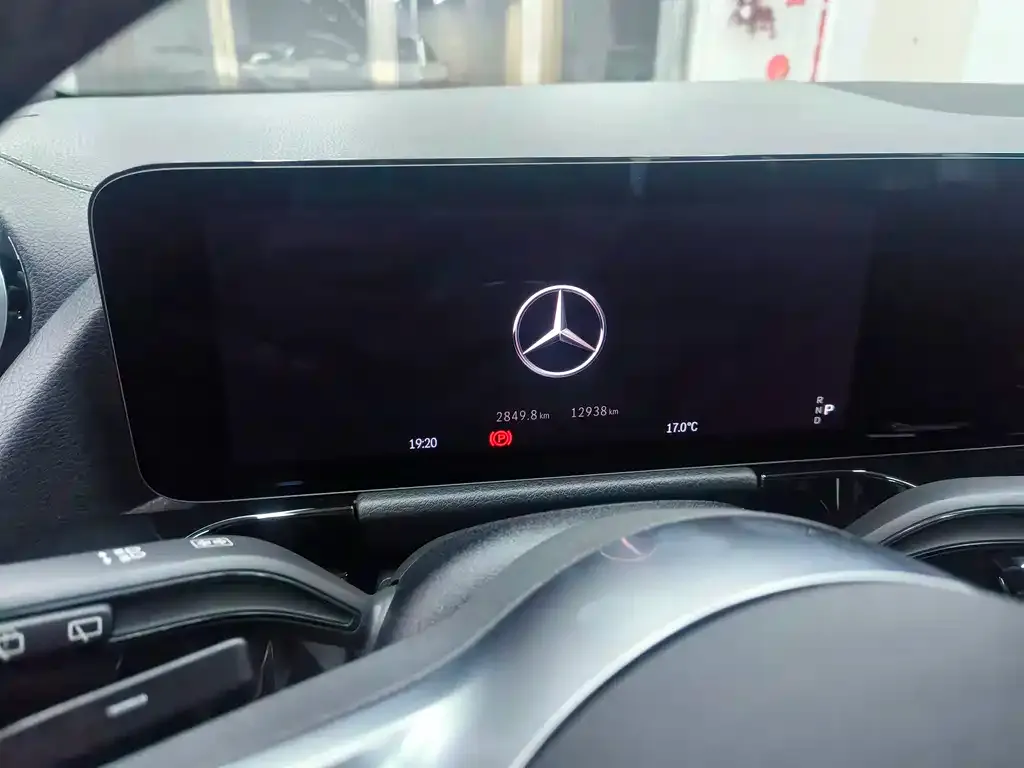 Mercedes-Benz GLA — фото 3