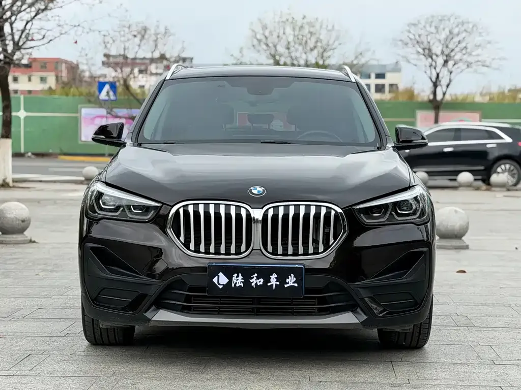 BMW X1 — фото 3