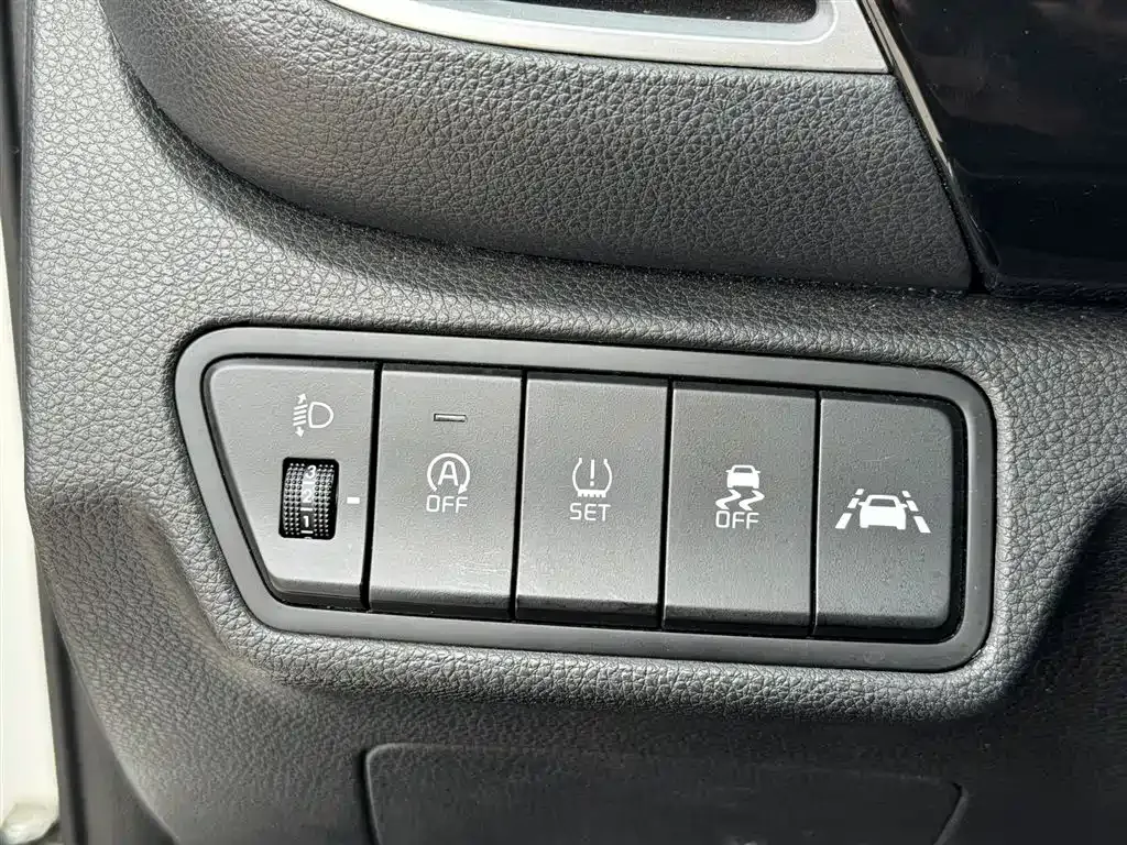 Kia KX3 — фото 9